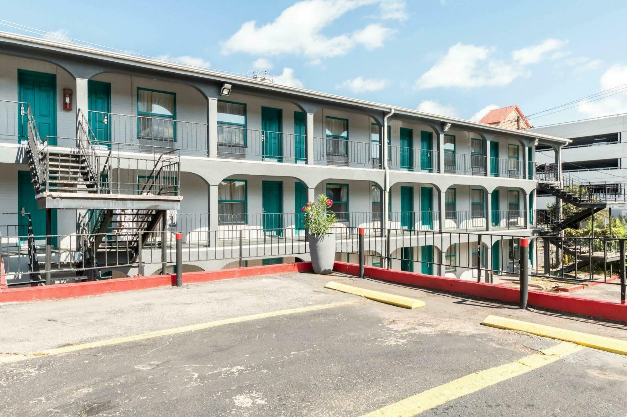 Rodeway Inn University Austin Exterior foto